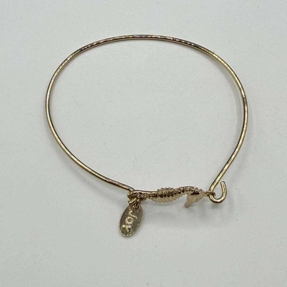 JOY Gold Tone Seahorse Bangle Bracelet Coastal Nautical Beach Charm Jewelry